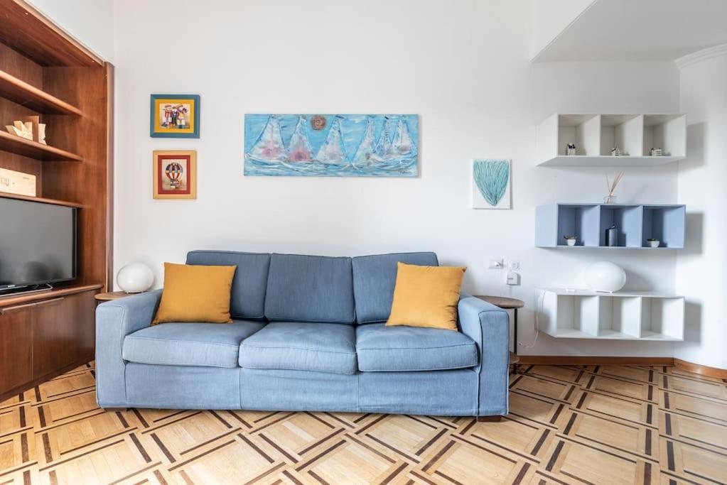 Amazing View From Brera Sancarpoforo9 Apartment Milan Bagian luar foto